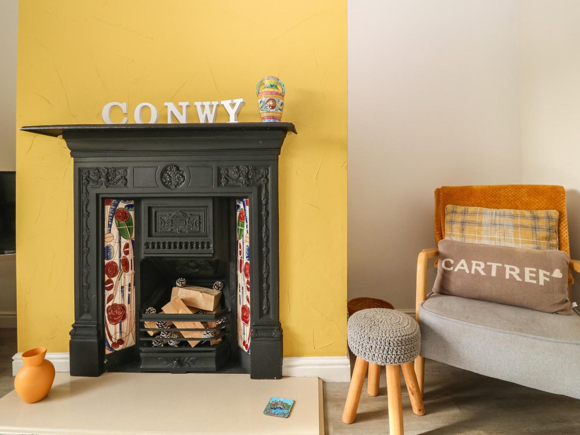 Platform 13 Railway Cottage Llandudno Junction Bagian luar foto